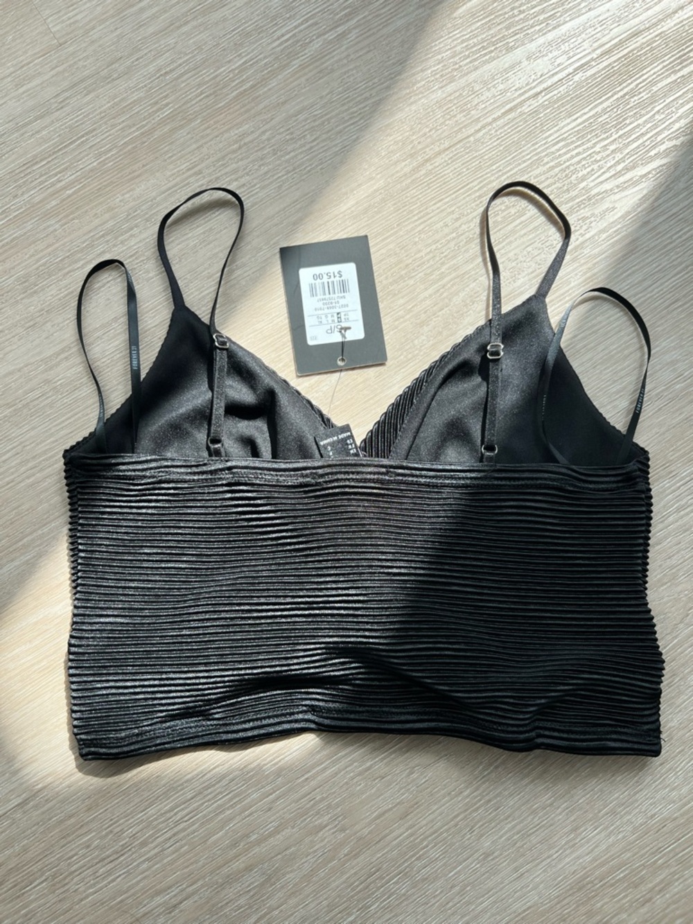 NWT Forever 21 Black Pleated Twist-Front Summer Cami Top Women's Size Small - Picture 2 of 4